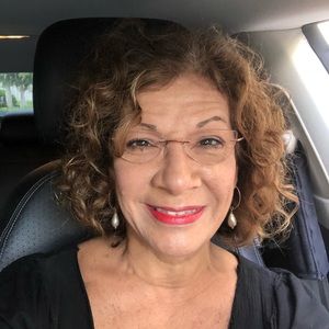 Meet your Posher, Gladys